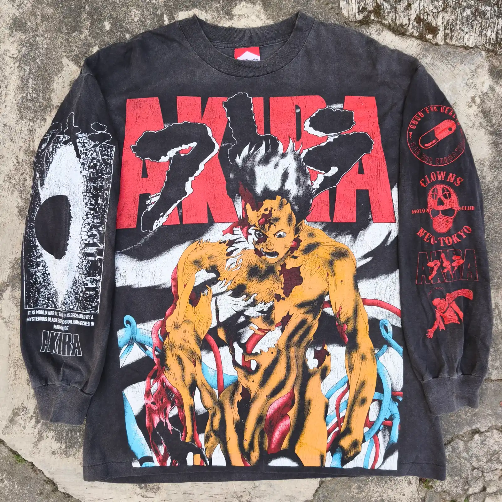 "AKIRA"